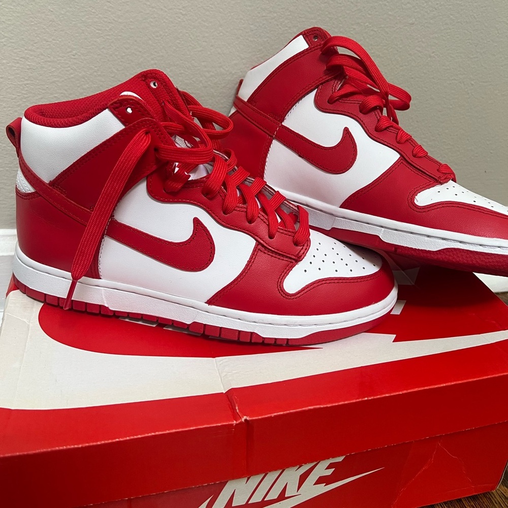 NEVER WORN- box is a little damaged